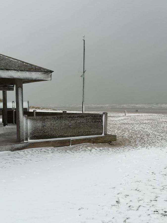 Zeester En Koffie. Oostduinkerke-Bad Exterior foto